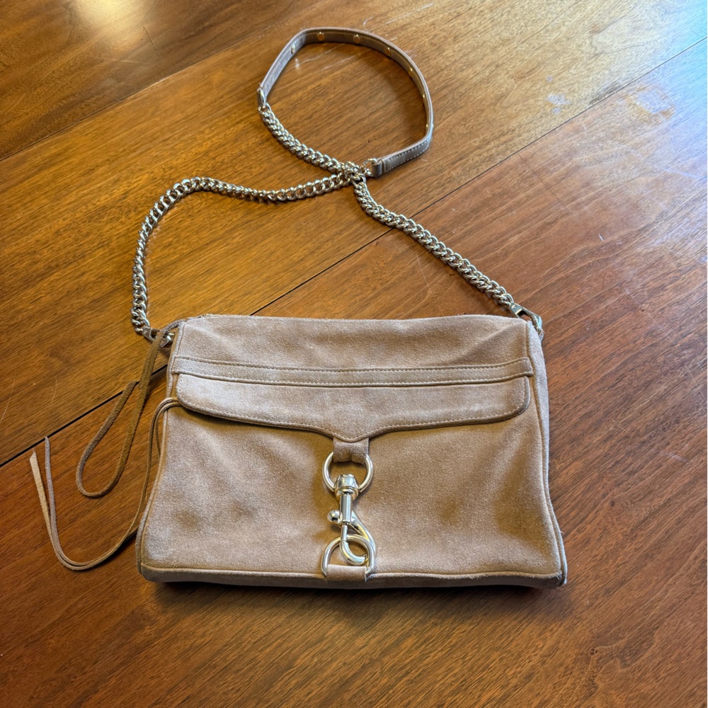 Elegant Tan Leather Shoulder Bag